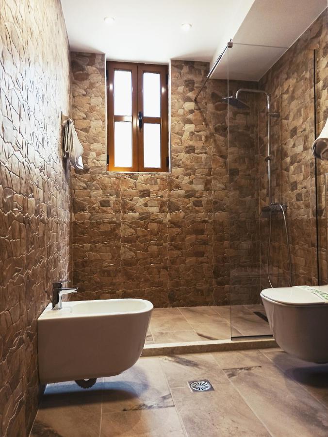 Boutique Hotel Praga Gjirokastër Extérieur photo