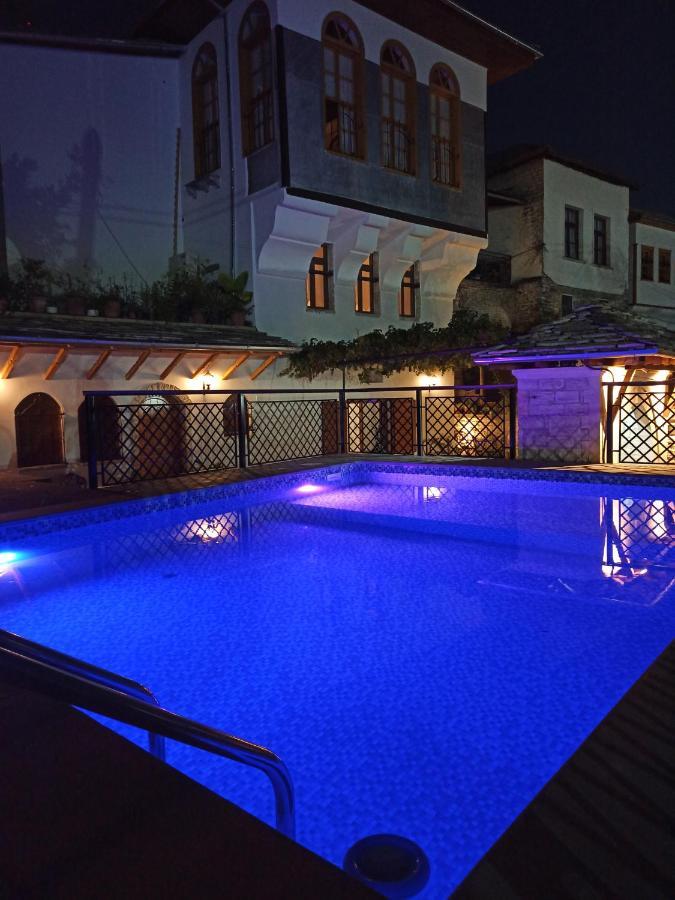Boutique Hotel Praga Gjirokastër Extérieur photo