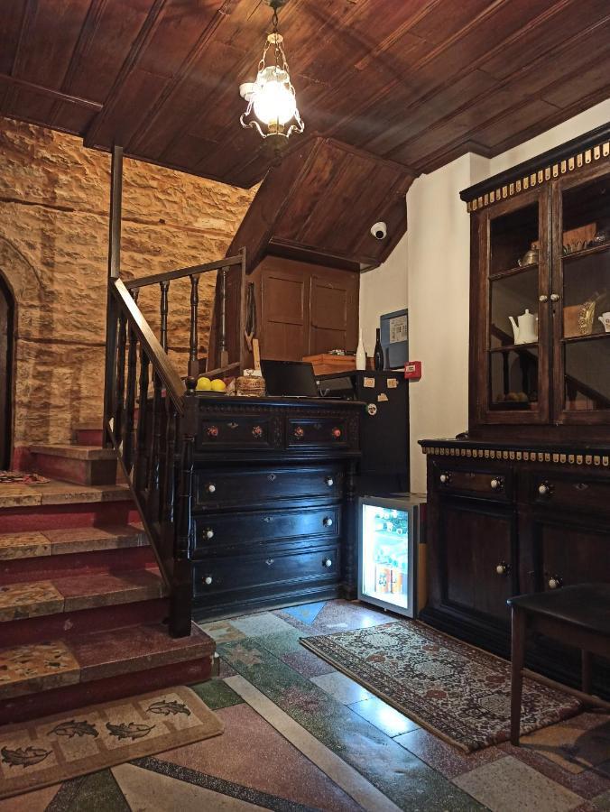 Boutique Hotel Praga Gjirokastër Extérieur photo