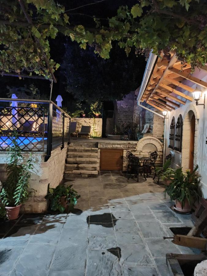 Boutique Hotel Praga Gjirokastër Extérieur photo