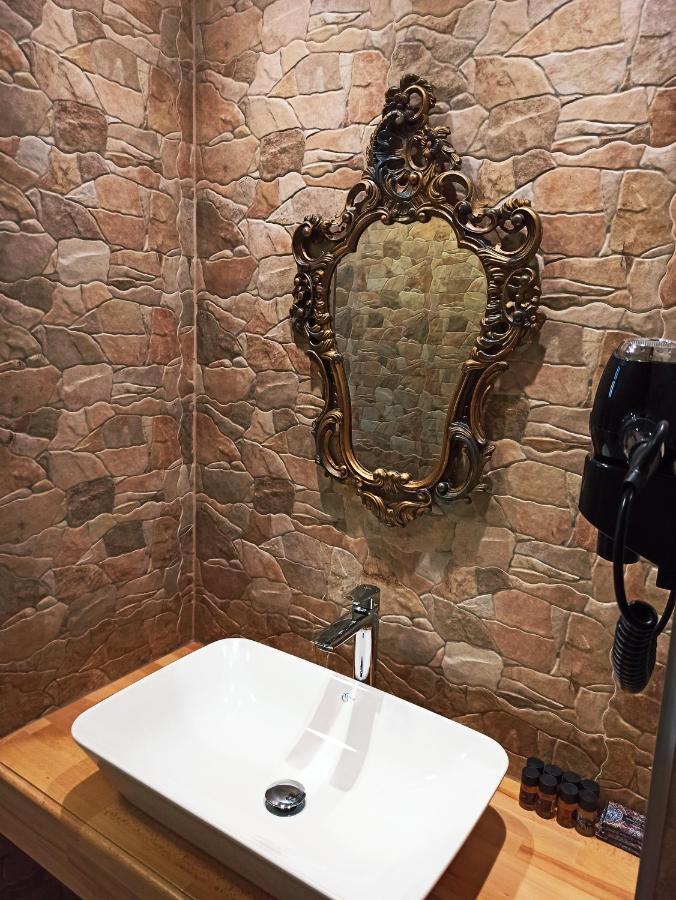 Boutique Hotel Praga Gjirokastër Extérieur photo