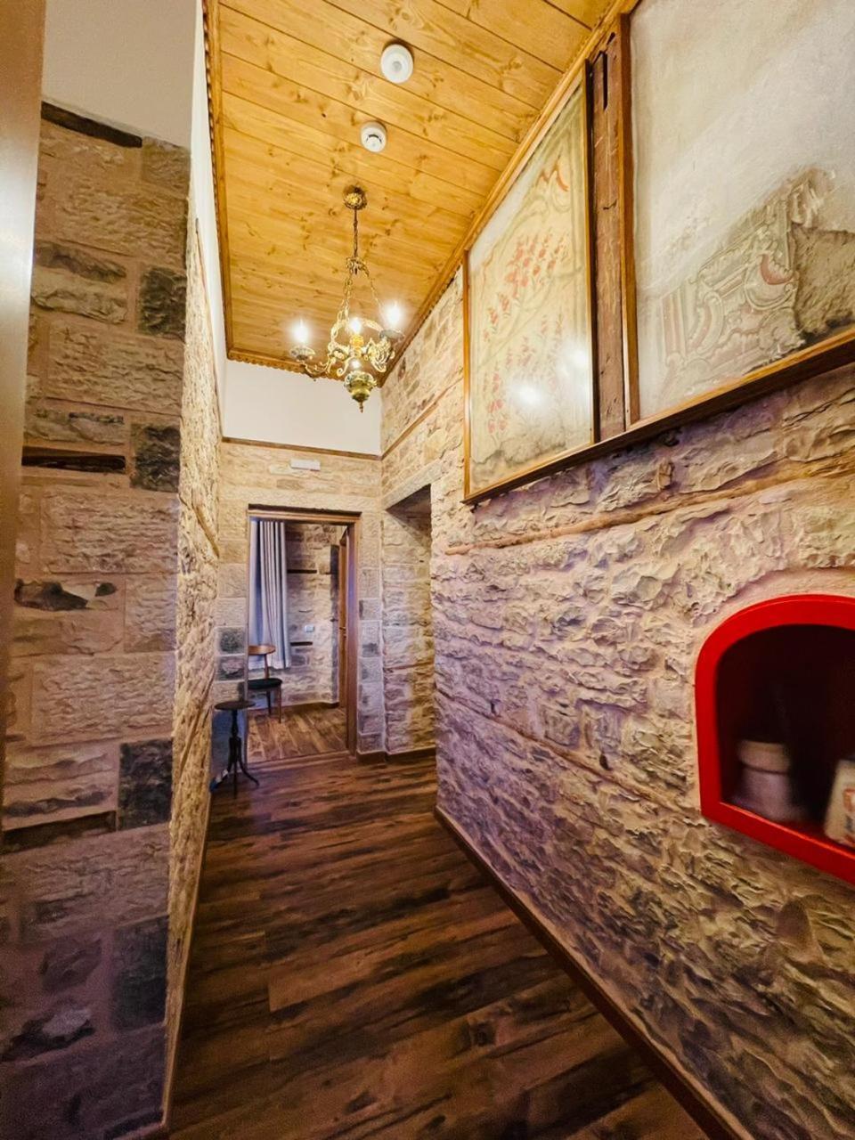 Boutique Hotel Praga Gjirokastër Chambre photo
