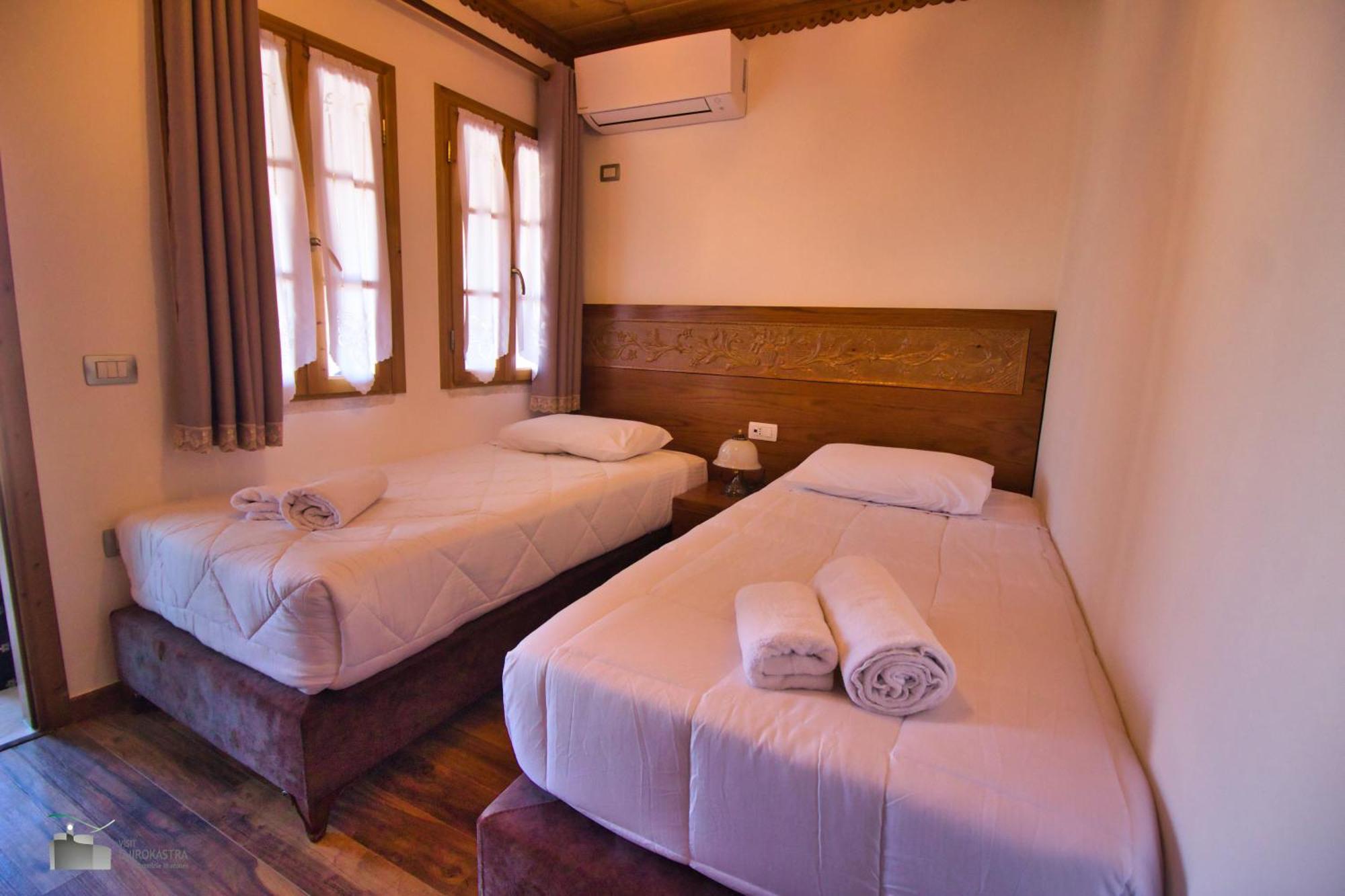 Boutique Hotel Praga Gjirokastër Chambre photo